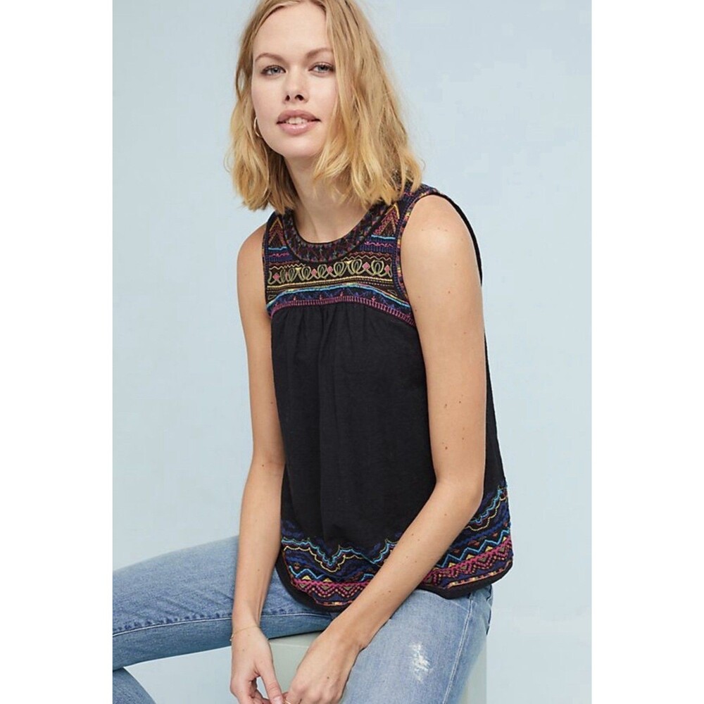 Anthropologie Akemi + Kin Black Embroidered Beaded Tank Top Blouse Size S Small